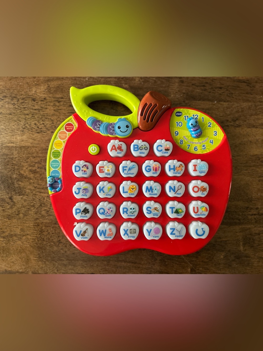 VTech ABC Learning Apple (Interactive Game for Phonics, Sounds, Patterns, Time)